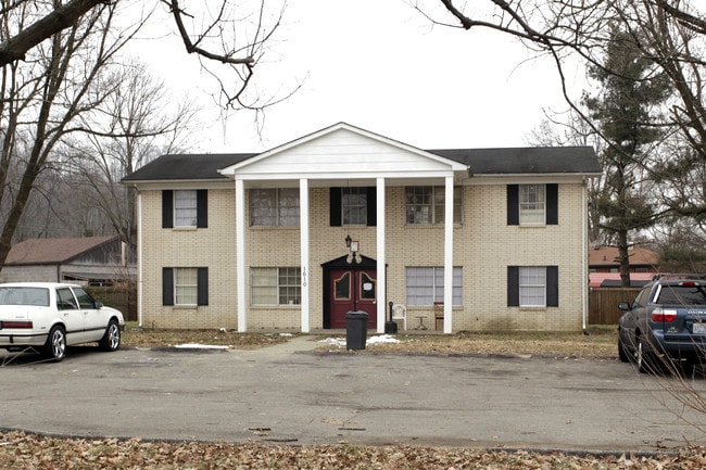 1610 Brick Kiln Ln in Louisville, KY - Foto de edificio - Building Photo
