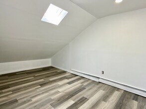 227 Mill St, Unit 3 in Paterson, NJ - Building Photo - Building Photo