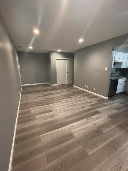 9921 Bunker Hill Dr in St. Louis, MO - Building Photo