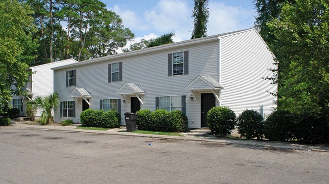 506 Mckeithan St in Tallahassee, FL - Building Photo - Building Photo