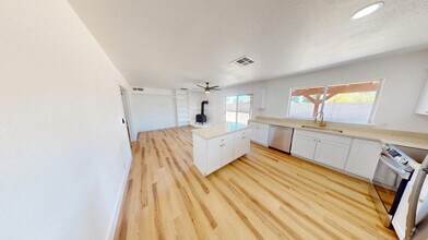 4827 W Michigan Ave in Glendale, AZ - Building Photo - Building Photo