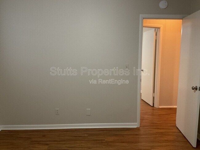 2511 Evergreen Ave in Florence, AL - Building Photo - Building Photo