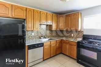 5737 N 35th Ave in Phoenix, AZ - Building Photo - Building Photo