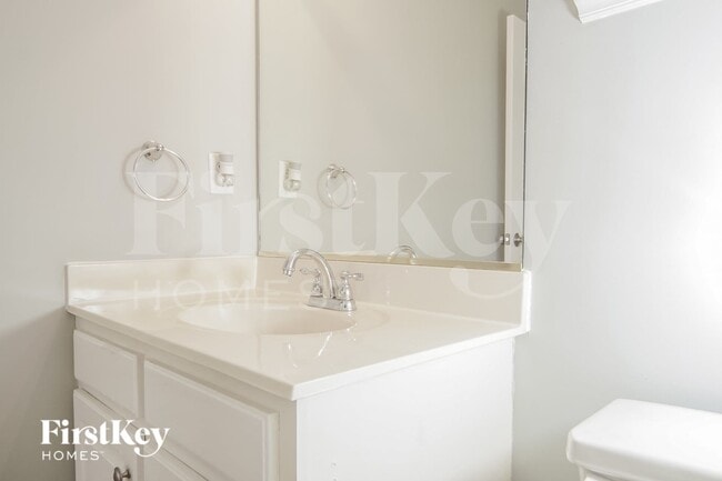 property at 4300 Suffolk Trail