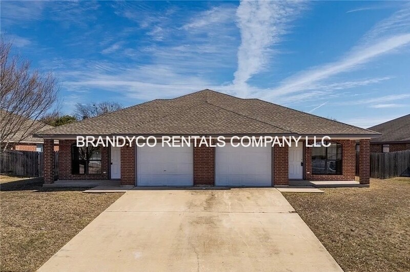 3201 Dannen Ct in Killeen, TX - Building Photo