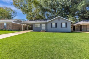 4829 Bradford Dr in Memphis, TN - Building Photo