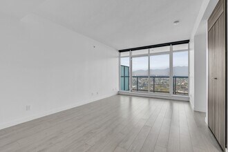 4720 Lougheed Hwy. in Burnaby, BC - Building Photo - Building Photo