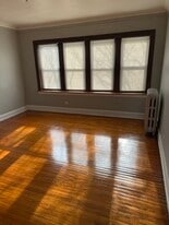 8039 S Ingleside Ave in Chicago, IL - Building Photo