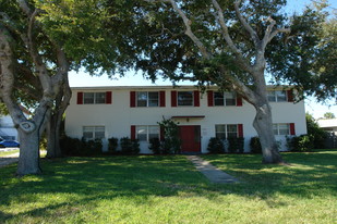 1900 S Palmetto Ave in Daytona Beach, FL - Building Photo