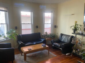 2 Imrie Rd, Unit 1 in Boston, MA - Building Photo - Building Photo