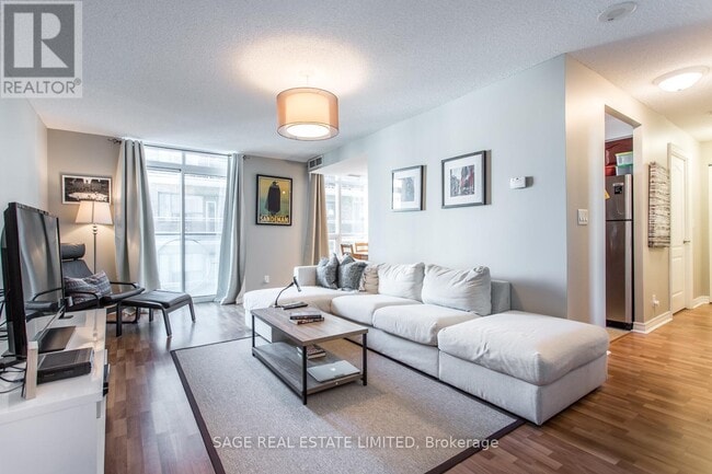 property at 610-212 EGLINTON Ave