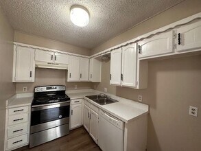 1904 Starling Ct in Cleburne, TX - Building Photo - Building Photo