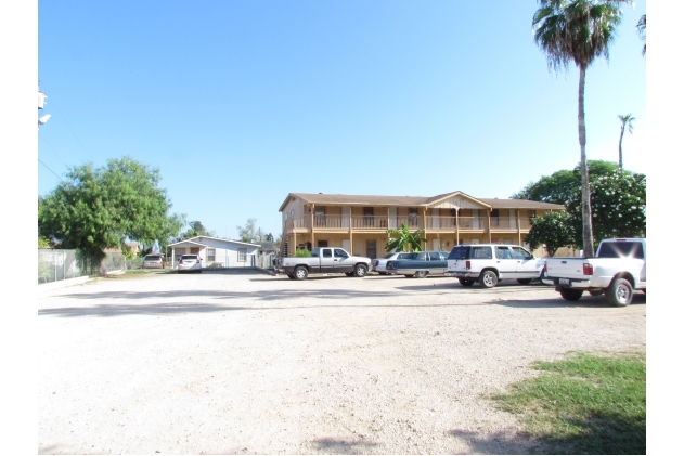 Vega Apartments in San Benito, TX - Building Photo - Building Photo