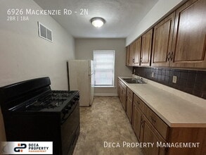 6926 MacKenzie Rd in St. Louis, MO - Building Photo - Building Photo