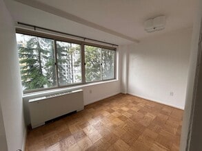 922 24th St NW in Washington, DC - Foto de edificio - Building Photo