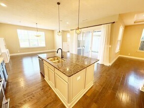 7218 Cherry Creek Blvd in Carmel, IN - Building Photo - Building Photo