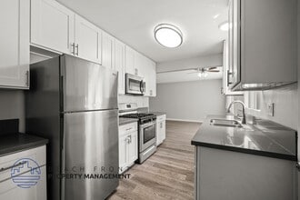 25424 S. Western Avenue in Harbor City, CA - Building Photo - Building Photo