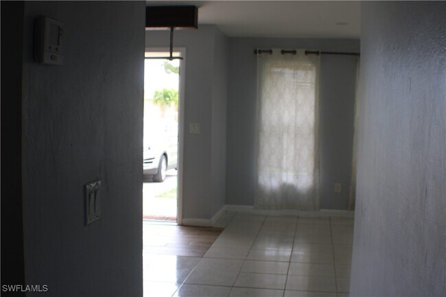 property at 933 SE 24th Ave