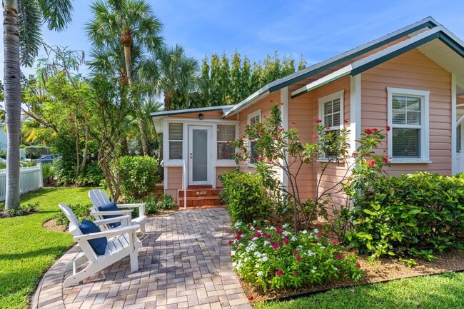 122 SE 7th Ave in Delray Beach, FL - Building Photo - Building Photo