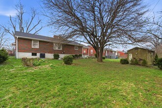 925 Ashland Ave in Shelbyville, KY - Building Photo - Building Photo