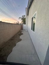491 W Carter St in Rialto, CA - Foto de edificio - Building Photo