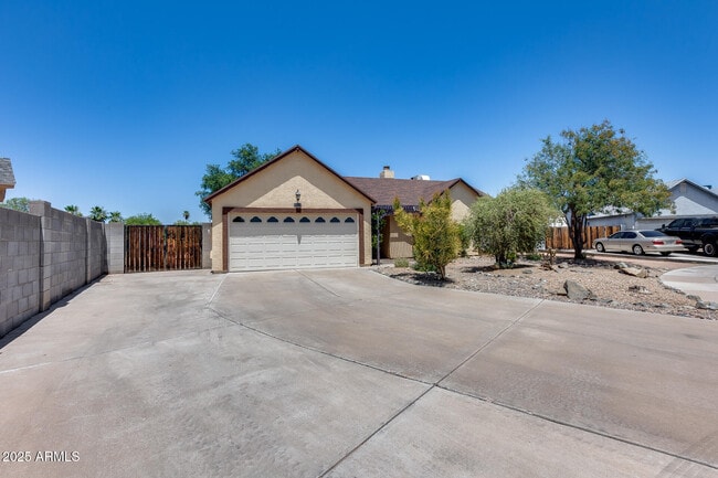 property at 12512 N 85th Ln
