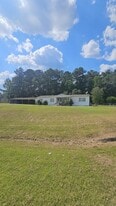 31204 US-96 in Buna, TX - Building Photo