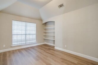 121 Muirfield Dr in Willow Park, TX - Foto de edificio - Building Photo