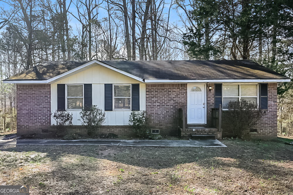 10192 Port Royal Ct in Jonesboro, GA - Foto de edificio