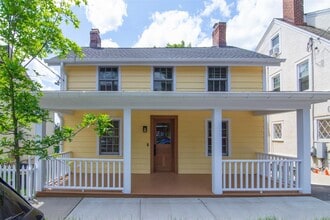 19 N Ferris St in Irvington, NY - Building Photo - Building Photo