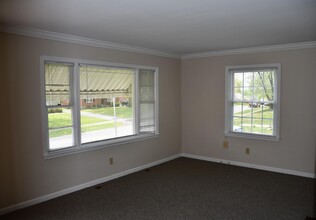 181 St James Dr in Lexington, KY - Building Photo - Building Photo