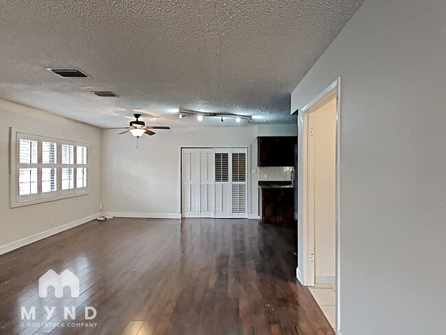 3623 W Carmen St in Tampa, FL - Building Photo - Building Photo