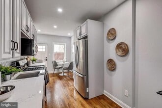 1553 S Woodstock St in Philadelphia, PA - Building Photo - Building Photo