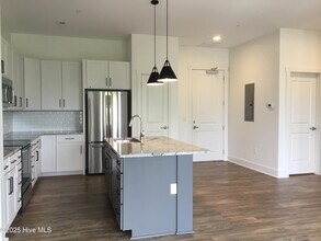 204 Arcadian Row in Wilmington, NC - Building Photo - Building Photo