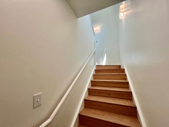 216 E Hurd St in Edmond, OK - Building Photo - Building Photo