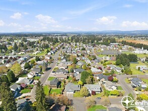16718 NE 7th St in Vancouver, WA - Building Photo - Building Photo