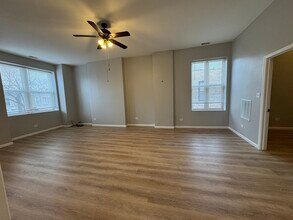 1826 S Kedzie Ave in Chicago, IL - Building Photo - Building Photo