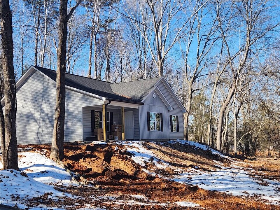 54 Lumpkin Co Park Rd in Dahlonega, GA - Building Photo