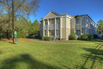 Patriot Place Apartments in Florence, SC - Foto de edificio - Building Photo