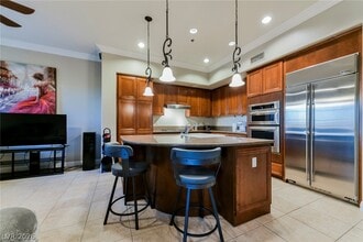 15 Via Mantova in Henderson, NV - Building Photo - Building Photo