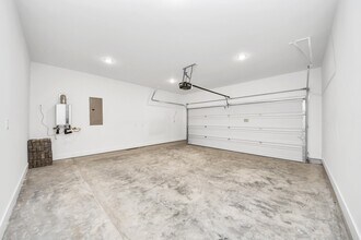 1420 Shaded Rock Dr in Sienna, TX - Foto de edificio - Building Photo