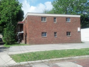 224-228 S Saint Clair St in Painesville, OH - Building Photo - Building Photo