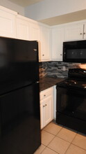620 N Hocker Ave in Independence, MO - Building Photo - Building Photo