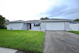 8533 Sandberry Blvd in Orlando, FL - Building Photo - Building Photo