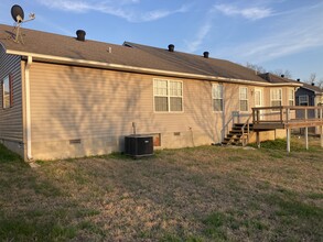 193 Murfield Dr in Poplar Bluff, MO - Building Photo - Building Photo