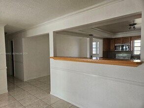 2885 Cambridge Rd in Atlantis, FL - Building Photo - Building Photo