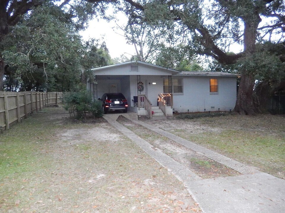 1409 Glenda Dr in Tallahassee, FL - Building Photo