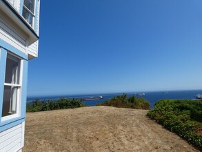 411 S D St in Port Angeles, WA - Foto de edificio - Building Photo