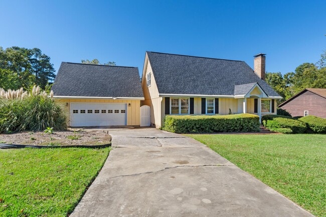 1201 River Ridge Dr
