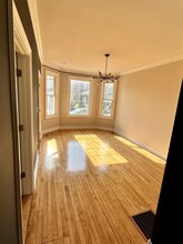 2338 N Ridgeway Ave in Chicago, IL - Building Photo - Building Photo